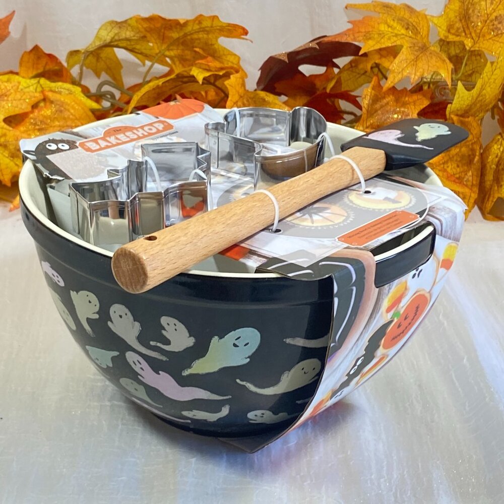 The Bakeshop Halloween Ghost Mixing Bowl & Baking Utensil Set Pastel 4PC